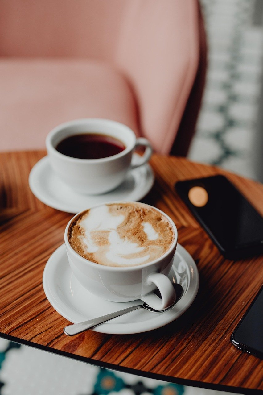 coffee, cafe, cup, coffee cup, casual, table, phone, tea, drink, office, tea cup, meeting, business